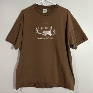 Vintage Quebec Canadian Fast Food Bear Brown White Short Sleeve T-Shirt Mens XL